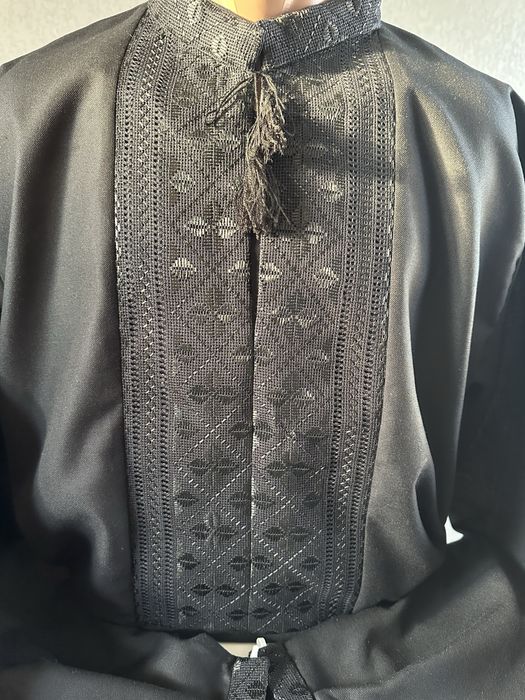 Чоловічі вишиванки. Ручна робота