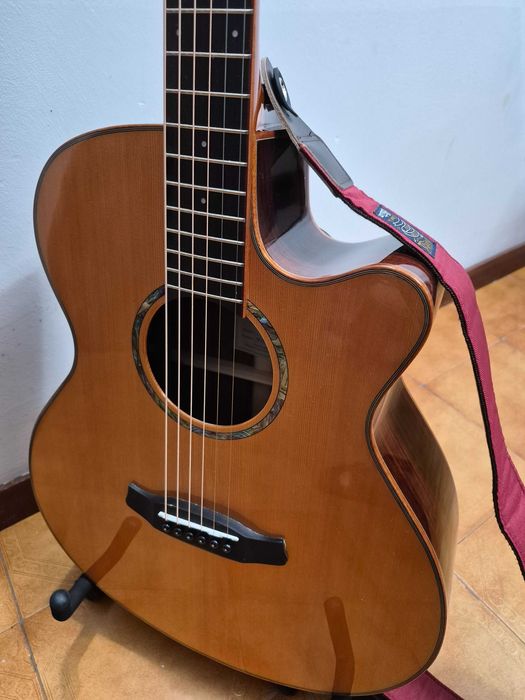 Guitarra Acústica Tanglewood TRS4CE Smart Guitar