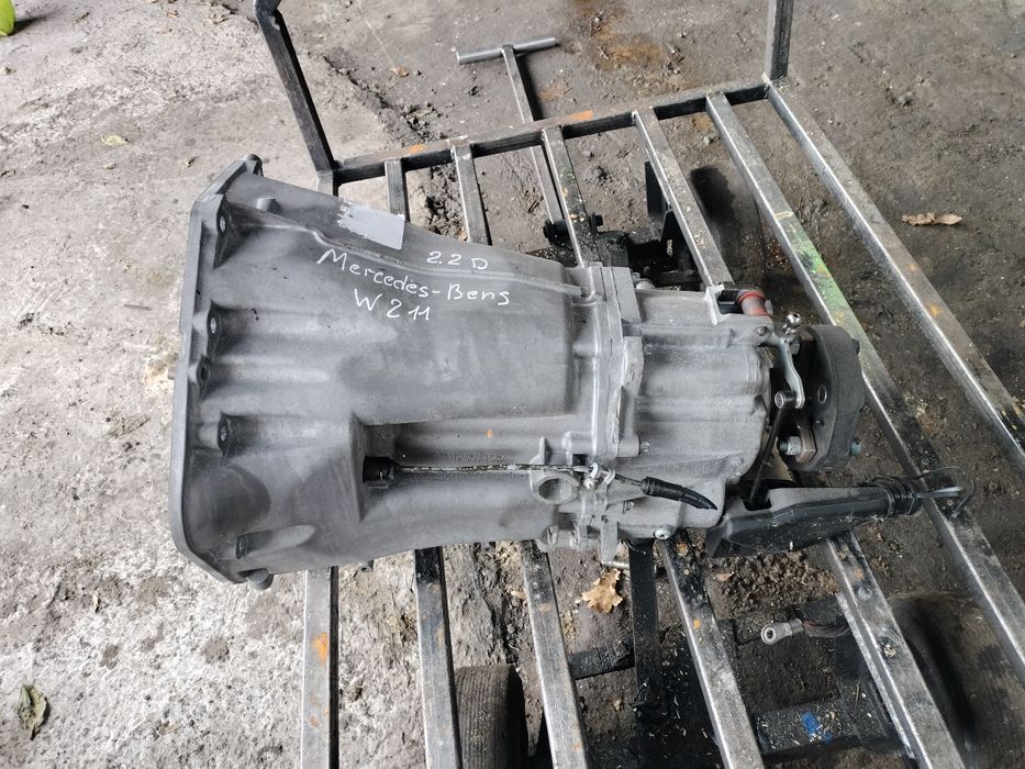 КПП коробка передач Mercedes-Bens W211 2.2D R2112610901