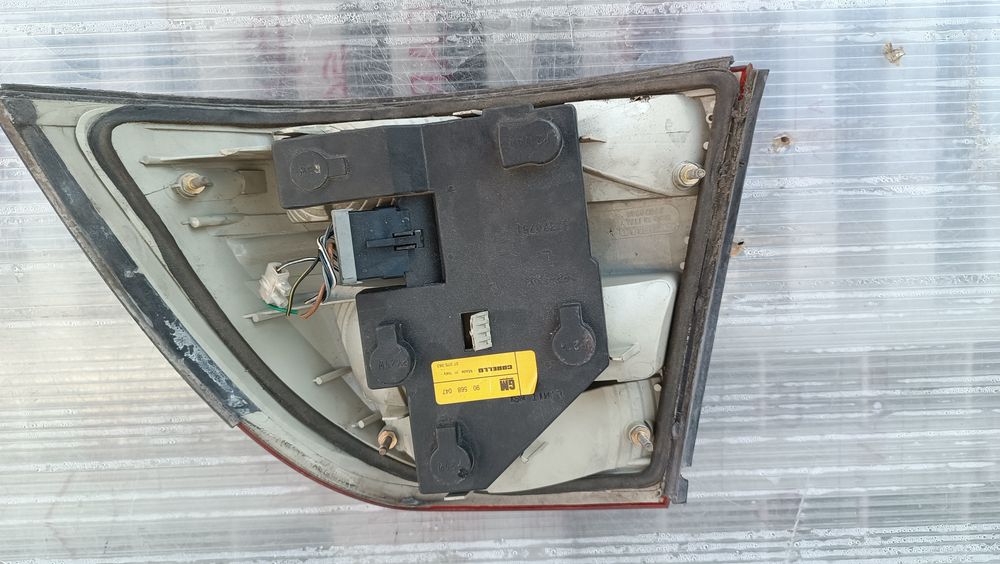 Vendo farolim esquerdo de Opel Vectra B ano 2002