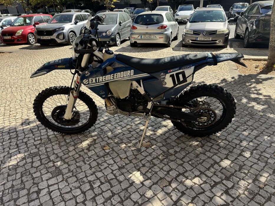 Husqvarna 250 TPI Heritage 2024