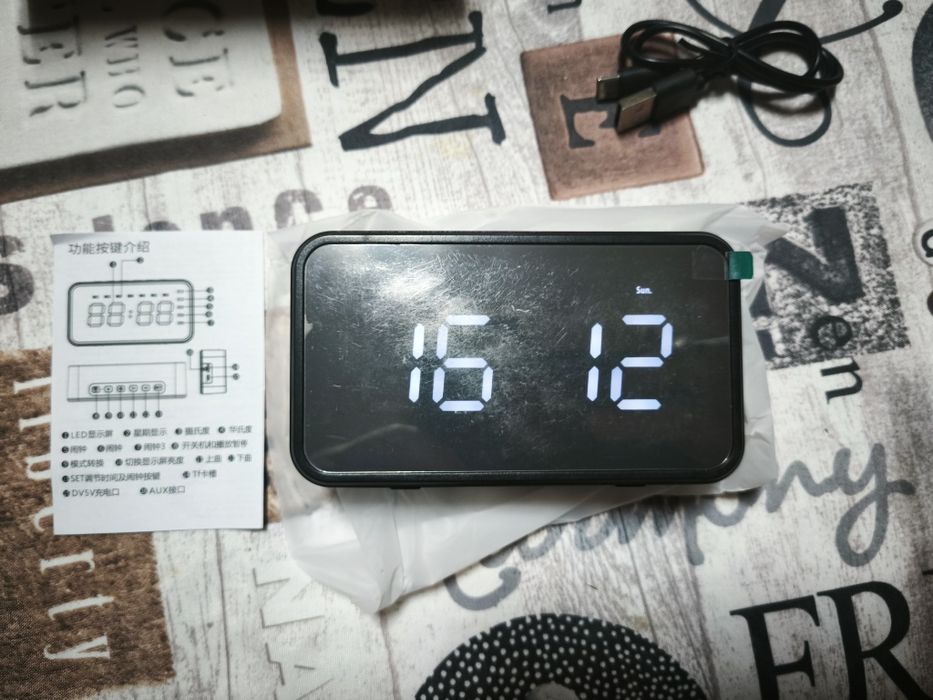 Relógio alarme autofalante bluetooth novo