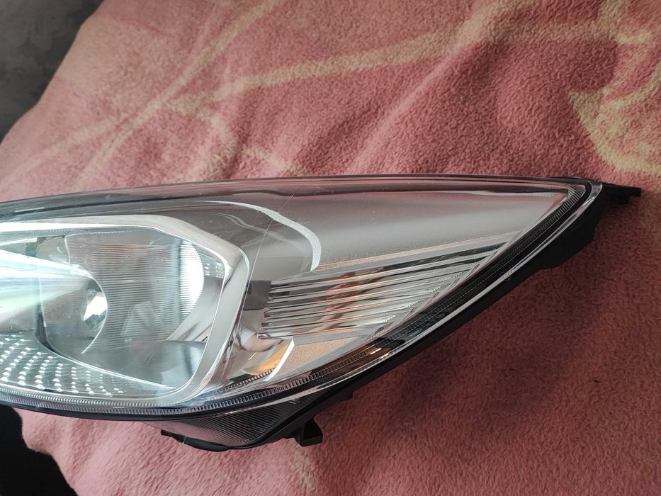 Фара ліва Форд фокус 3 рестайлінг Європа оригінал лампы ксенона OSRAM