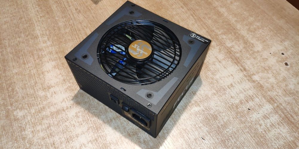 Блок живлення Seasonic FOCUS Plus Gold SSR-850FX (850W)