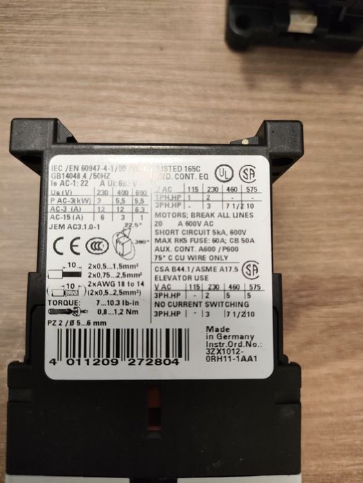 Stycznik mocy 9A, 30A 3P 24V DC Siemens, Eaton