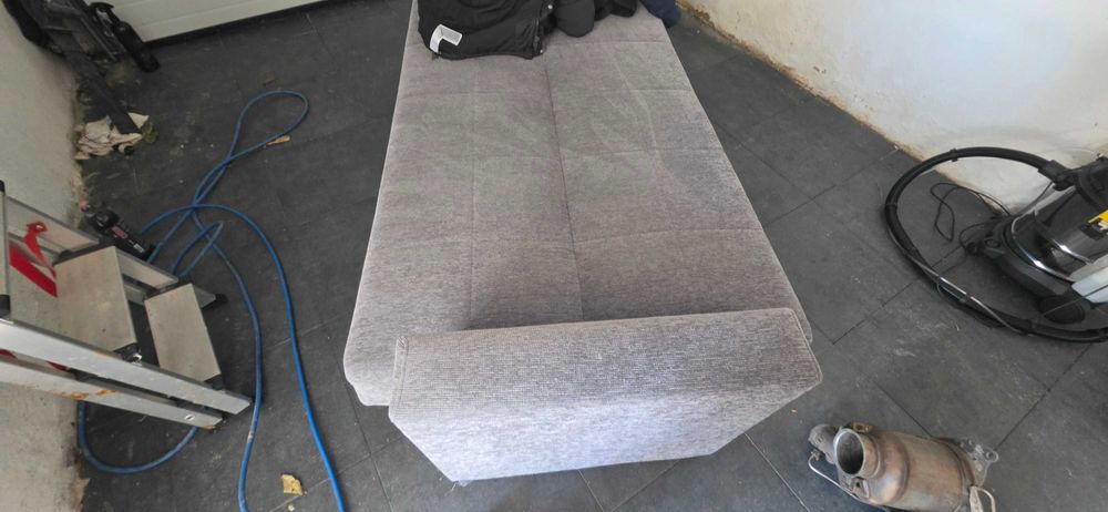 Sofá-cama usado da IKEA