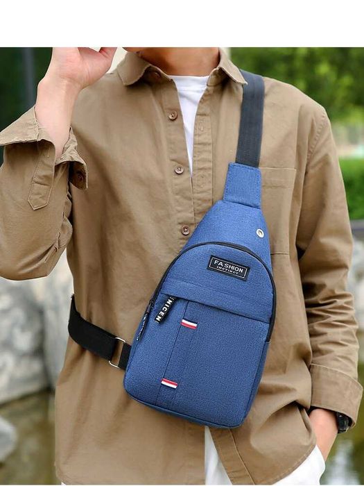 Torebka saszetka plecak na ramię granatowa nerka crossbody