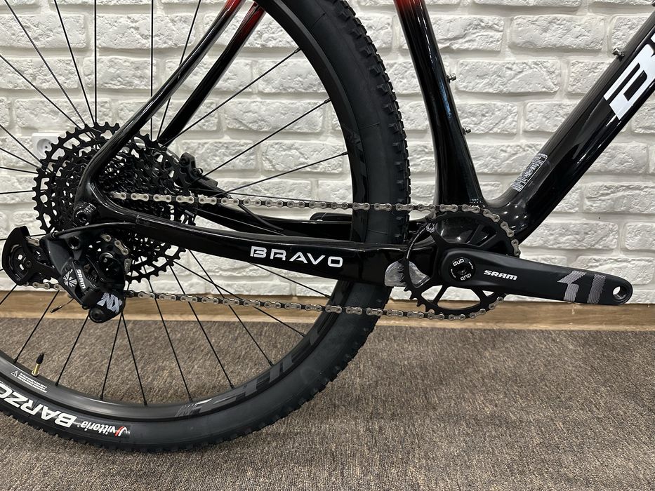 Karbonowy rower górski Berria Bravo 1x12 rockshox