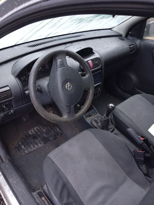 Opel Corsa C 1.0 (com avaria)