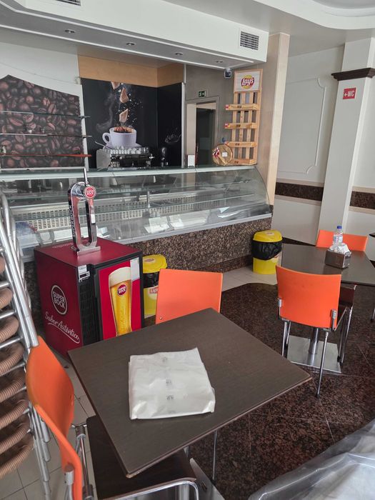 Equipamento de Restaurante Pastelaria de fabrico próprio