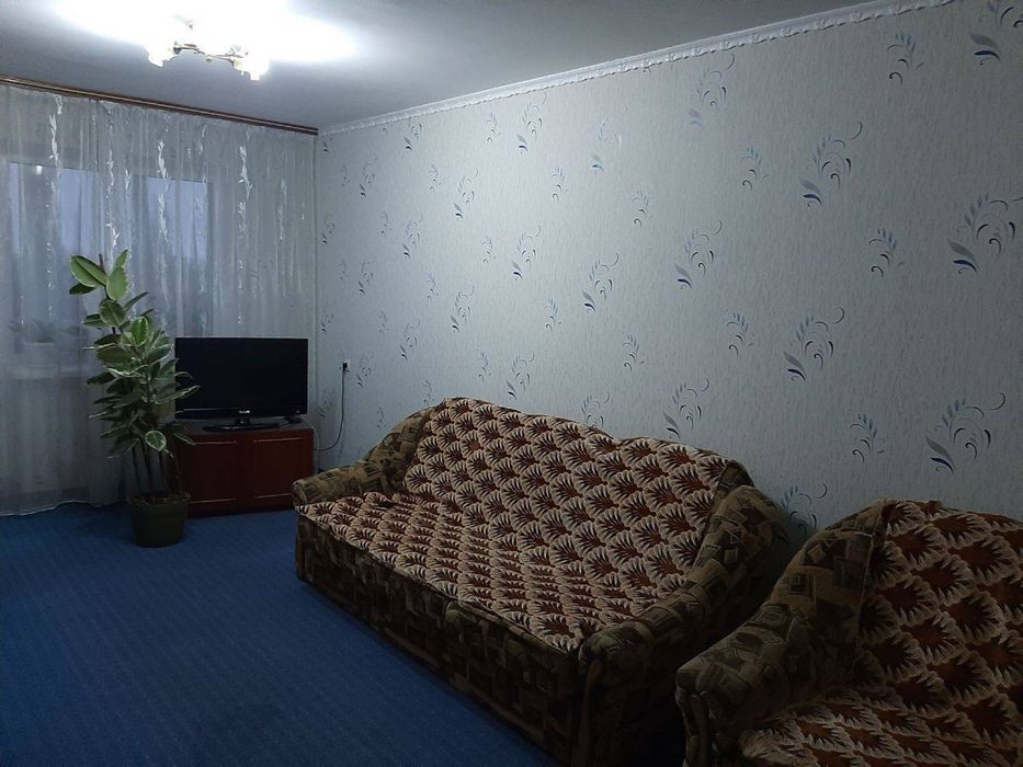 Продам 2-кімнатну квартиру Новомиколаївка