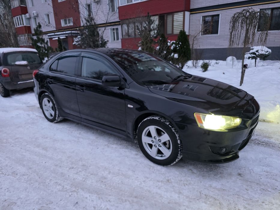 Ланцер 10. 2008год.1,8гбо Автомат