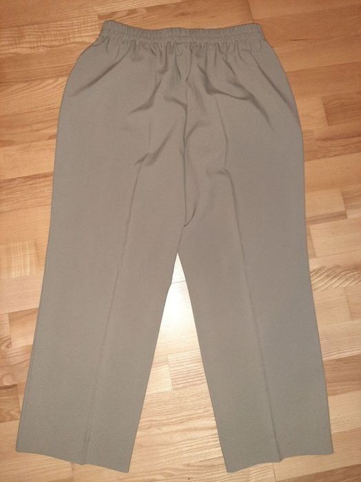 Nowe beżowe eleganckie spodnie 42 44 xl xxl materiałowe