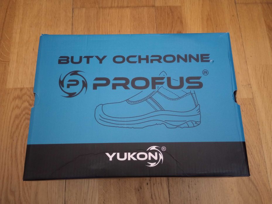 Buty ochronne zimowe .