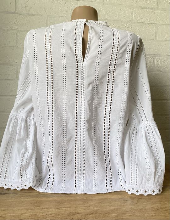Белая блузка. Белая блузка из прошвы. Белая блузка хлопок.
