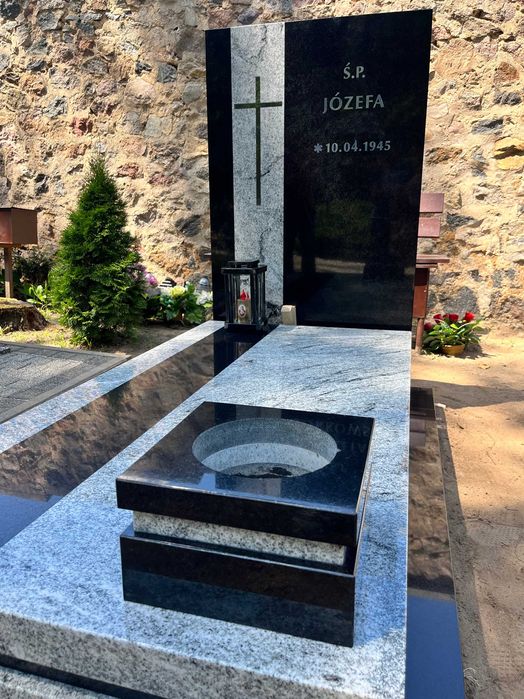 Nagrobek granitowy BRYŁA