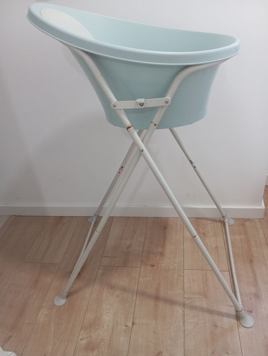 Banheira shnuggle com suporte - usada