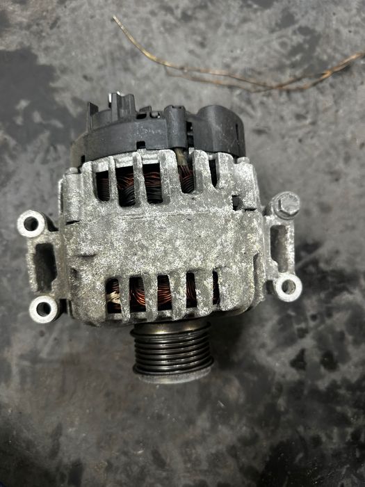 Alternator audi s3 a3 2014r 2.0 tfsi valeo