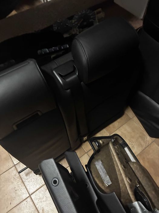 Bancos BMW e61 LCI pretos