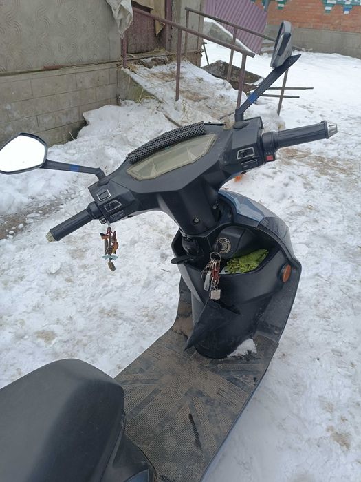 Електроскутер.       .