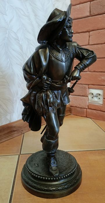 Stare - Rzeźby, Figurki.
