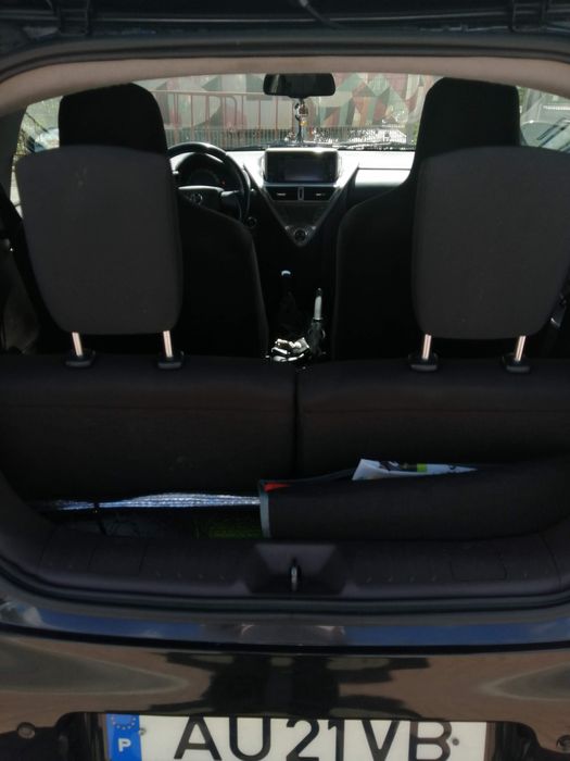 Toyota iQ 1.4 D 2010