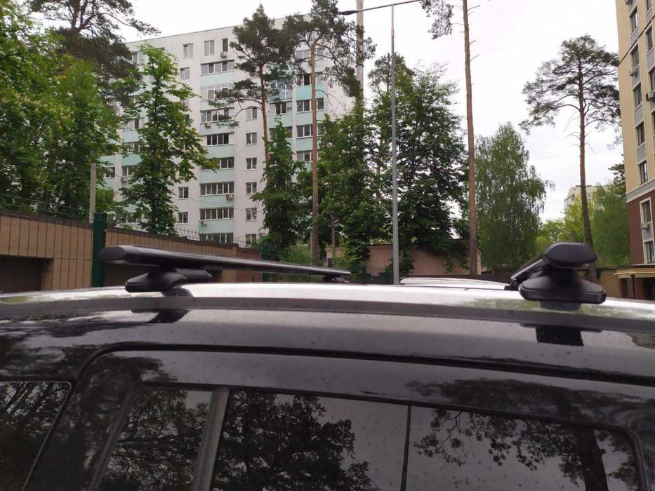 Чорні Алюминевые Попе-речки DW7-K9 на рейлінги Jeep Compass