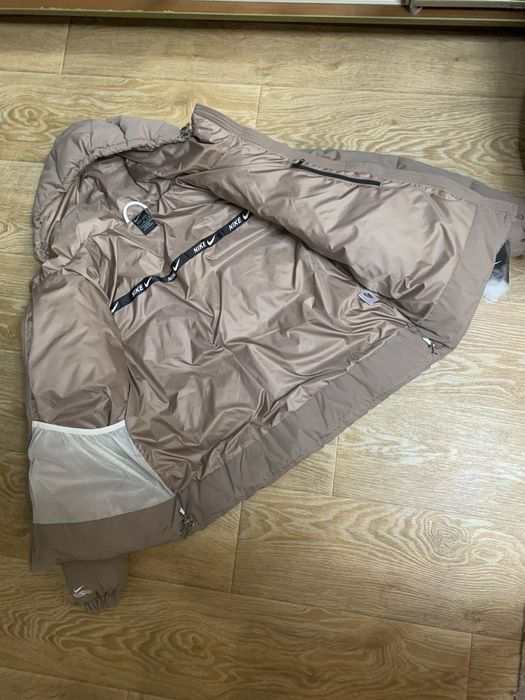 Nike Пуховик Зима Весна 140 рост. Детский Био Пух Лаковый Беж, Матов