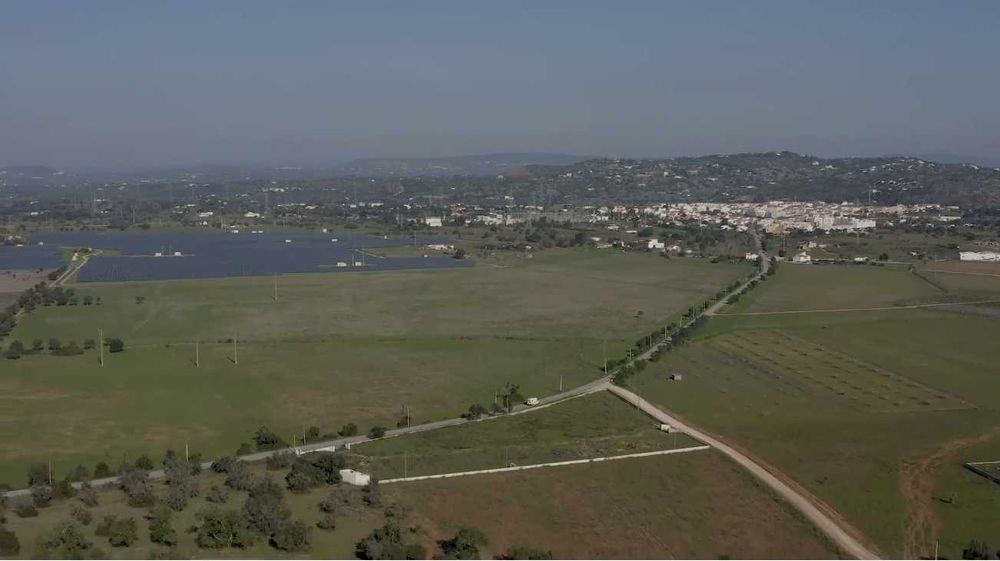 Terreno dentro plano urbanistico da Quinta do Paço - Terreno 8400 m2