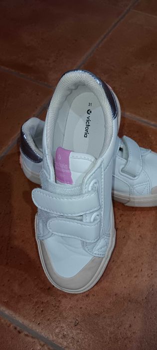 Vendo ténis de menina