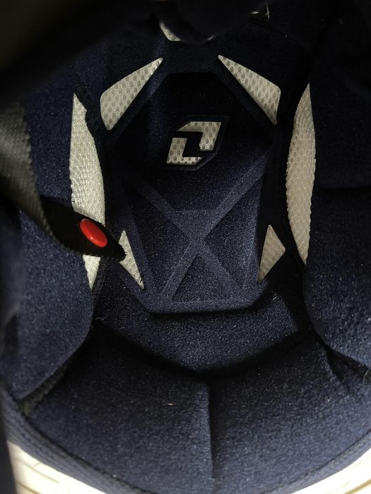 Capacete one criança