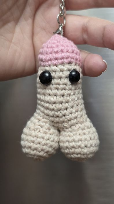 Mr. Pipister брелок