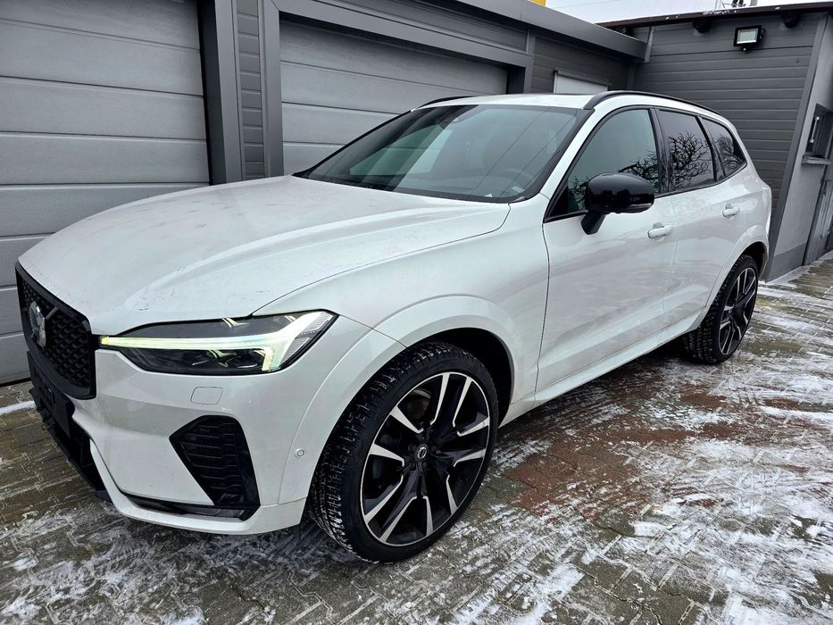 Volvo XC 60 Ultimate Dark B4 R-design alu-22 cale Super wersja FV23%