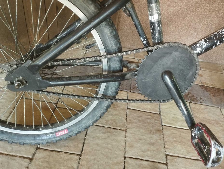 Rower BMX od firmy avebmx