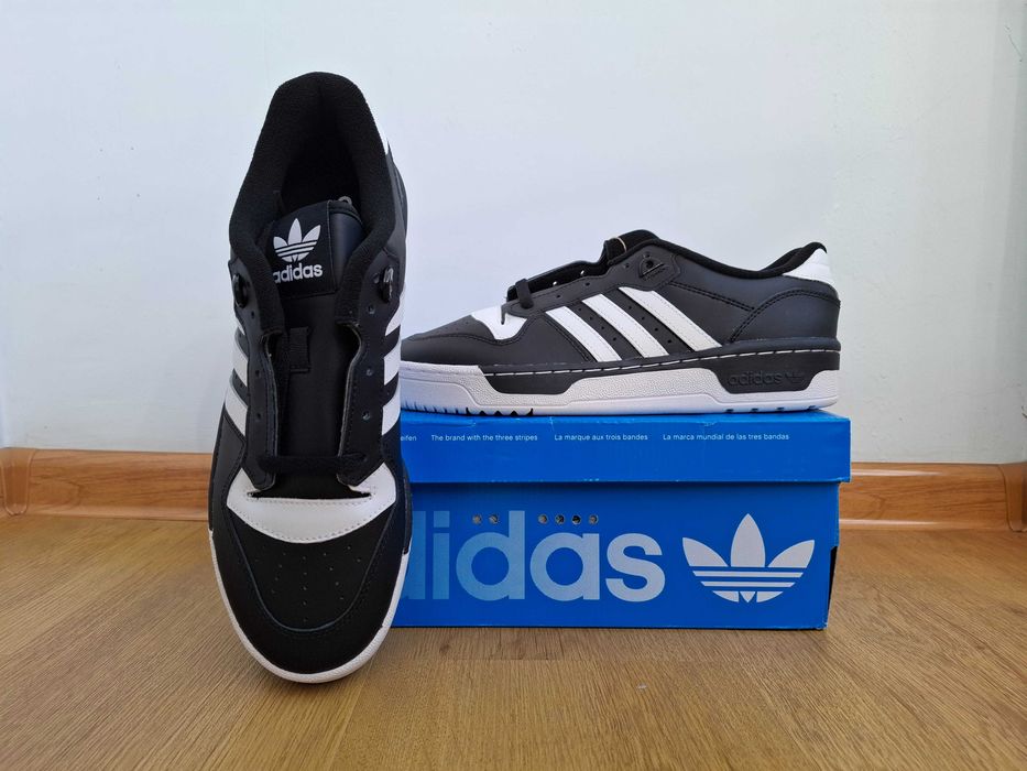 Adidas Rivalry Low. EU 42.5 / 27см