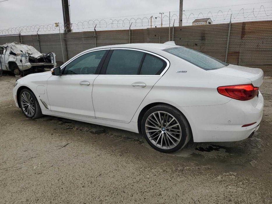 Бампер BMW  5 G30 розборка БМВ 5 Г30 колір А300 2017р