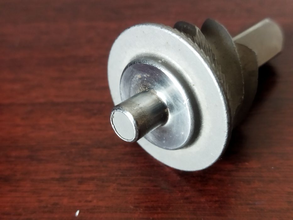 Ножы жернова для профессиональной кофемолки.