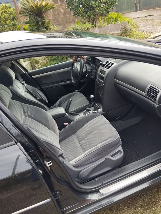 Peugeot 407 2004