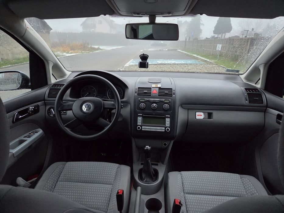 VW Touran 2.0 TDI 7 osobowy