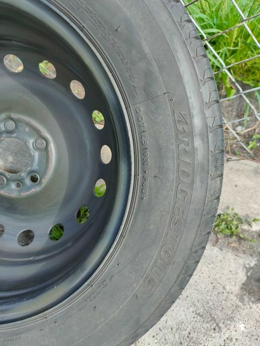 Kompletne letnich opony z felgami 195/65 R15