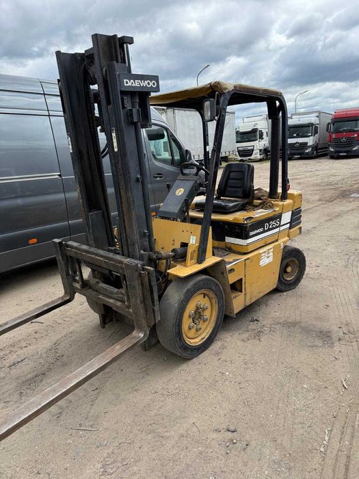 wózek widłowy Daewoo D25S diesel