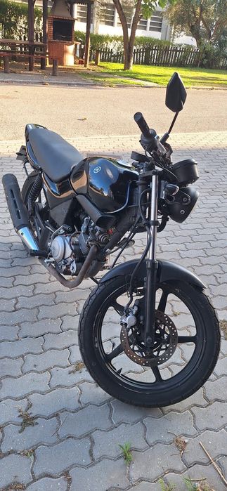 Moto YAMAHA YBR 2008