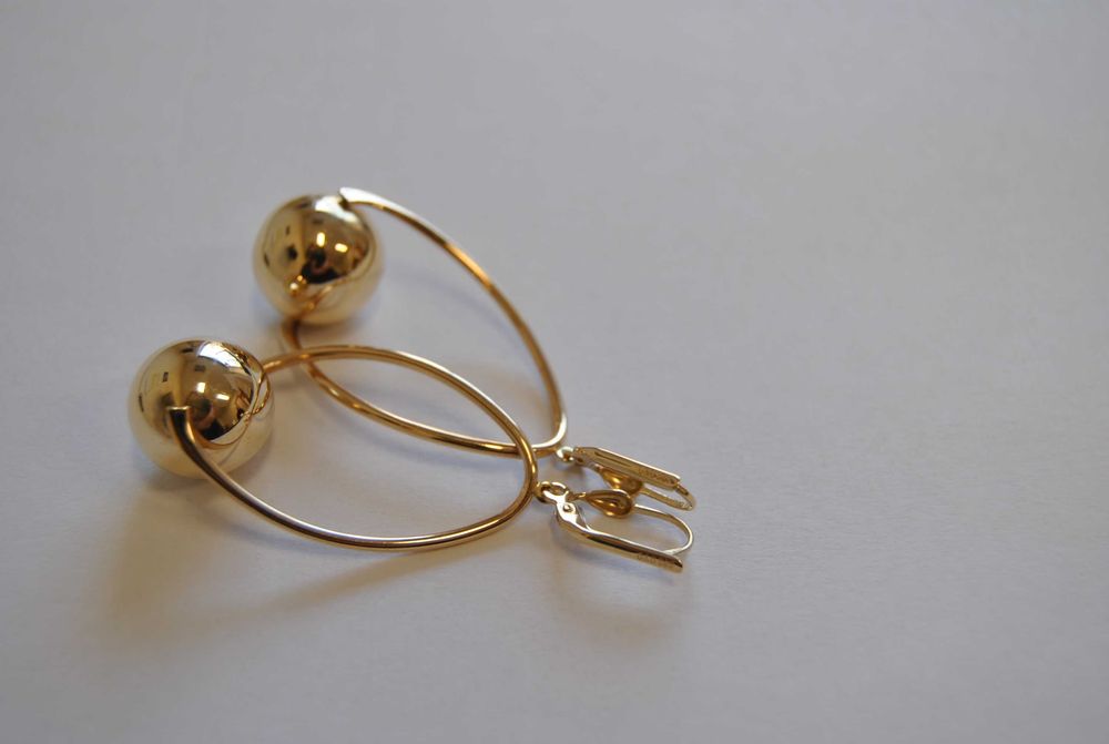 Kolczyki złote 585, efektowne wiszące kulki