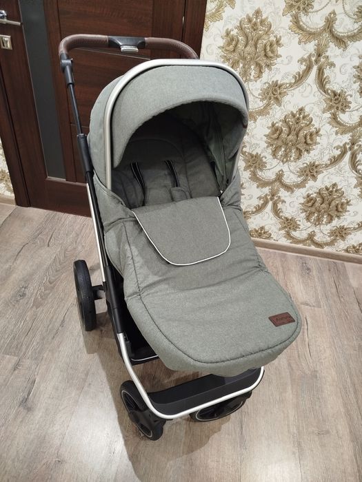Коляска Carello Aurora 2 в 1 у відмінному стані