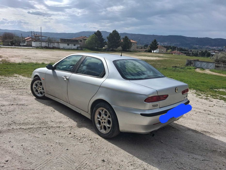 Vende-se Alfa Romeu do ano 2001 a gasoleo execelente estado