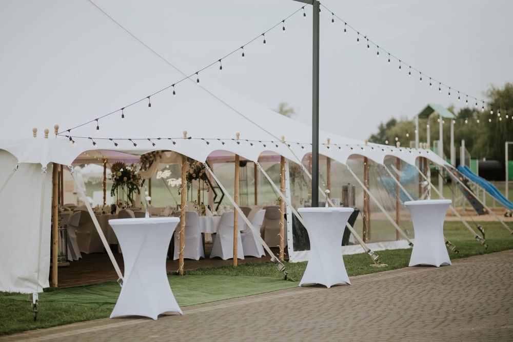 Wynajem namiotów cateringowych/eventowych. Wynajem podłóg/podestów.