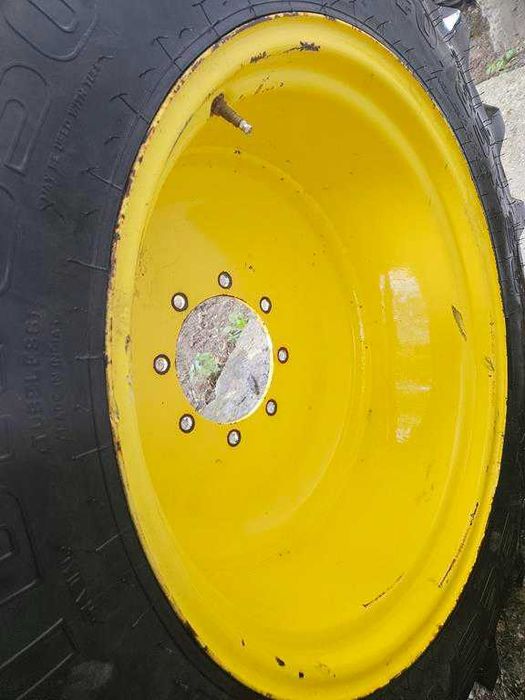 2 Koła uprawowe wąskie 13.6R28, 340/85R28