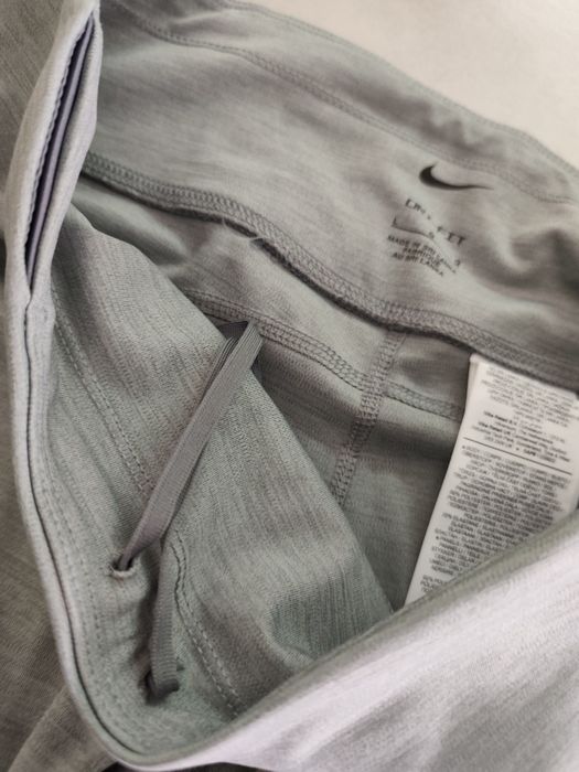 Leginsy Nike Epic rozmiar L