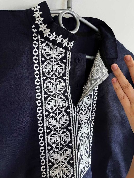 Вишиванка дитяча для хлопчика шкільна з довгим рукавом темно синя