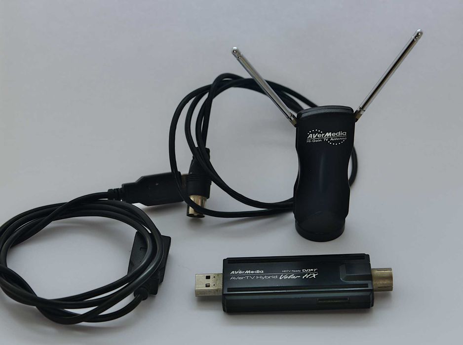 Dekoder HBTV DVB T AverTV Hybrid Volar HX